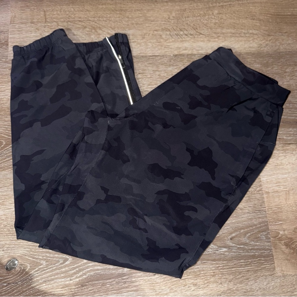 Black Camo SURGE JOGGER SHORTER 27"
